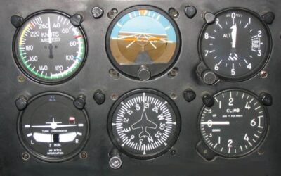 Glass Cockpit vs. Steam Gauges: 7 Factors Compared