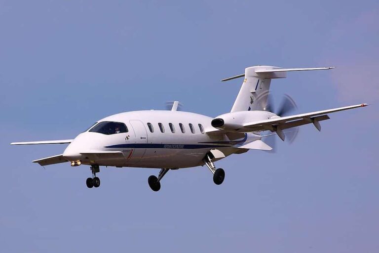 Pusher vs. Puller Propeller Aircraft Compared Airplane Academy